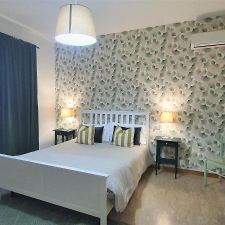 Villa Teresa - Sperlonga Holiday Rooms Bagian luar foto
