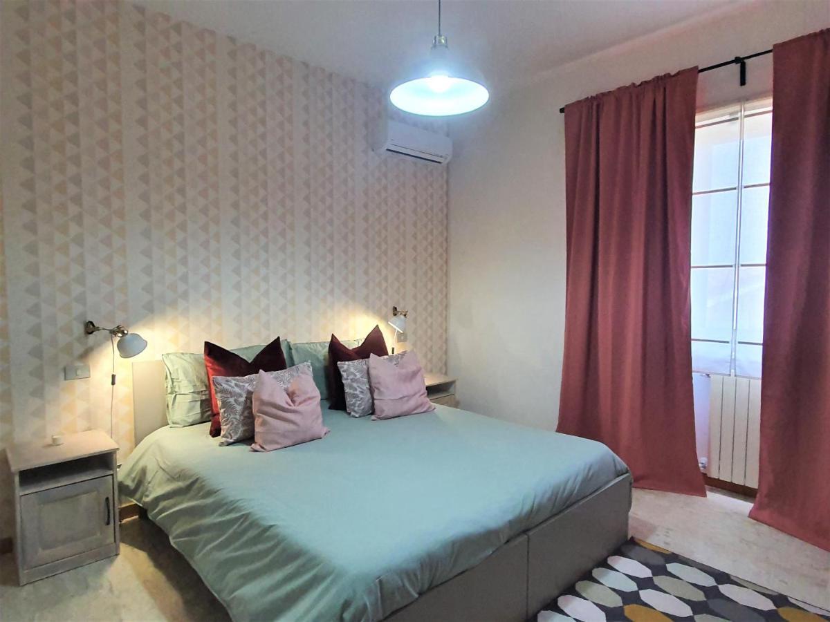 Villa Teresa - Sperlonga Holiday Rooms Bagian luar foto