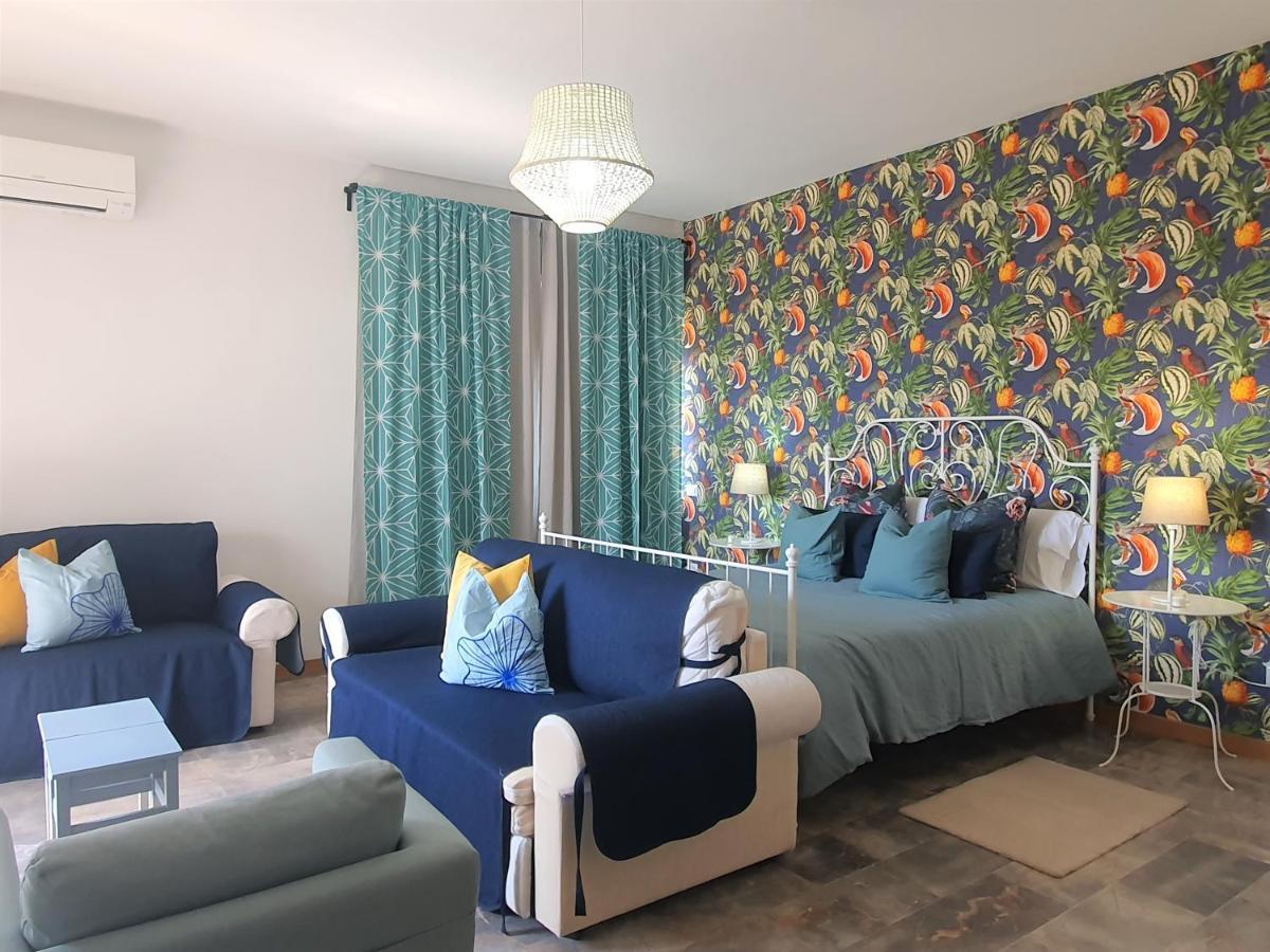 Villa Teresa - Sperlonga Holiday Rooms Bagian luar foto