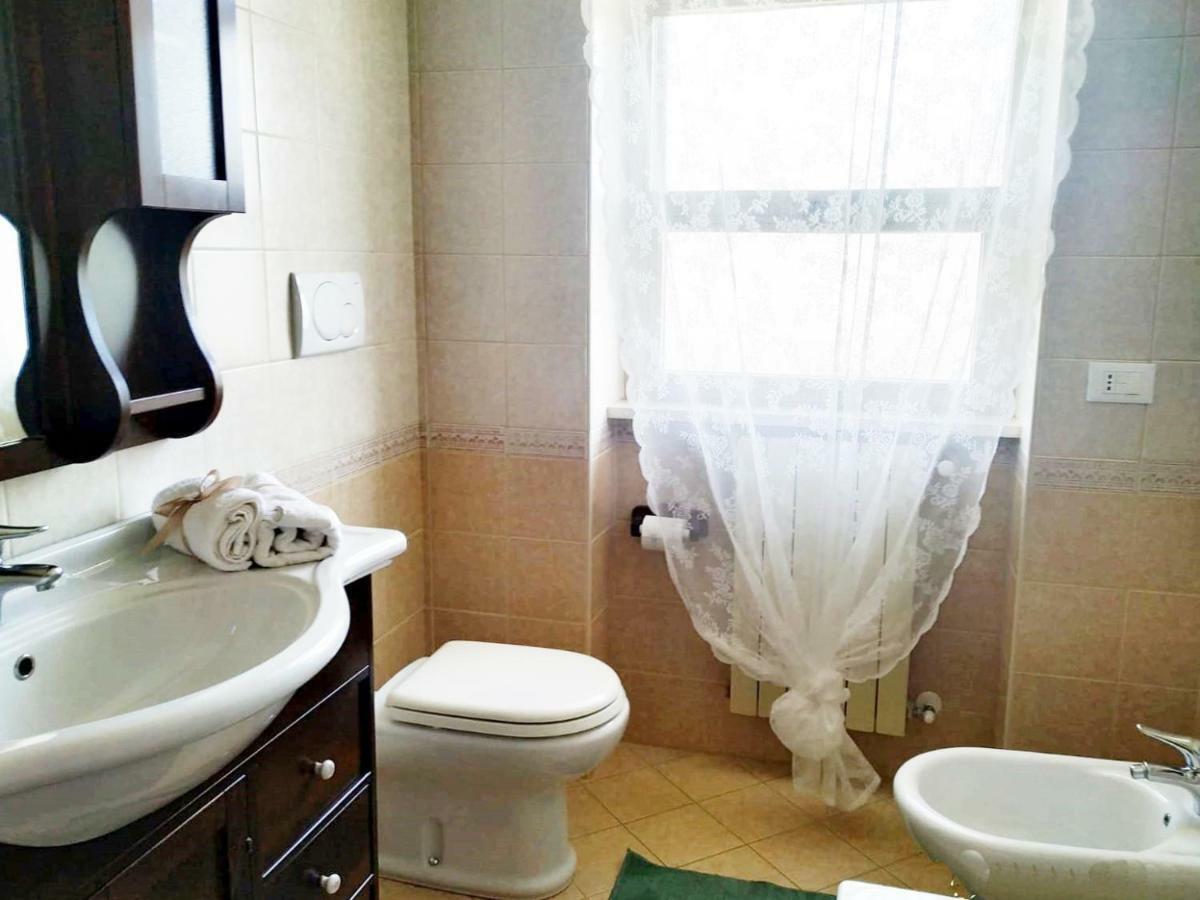 Villa Teresa - Sperlonga Holiday Rooms Bagian luar foto