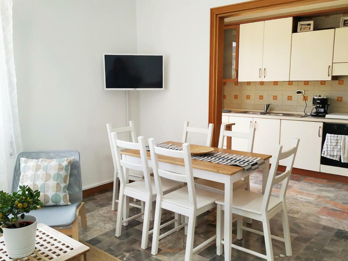 Villa Teresa - Sperlonga Holiday Rooms Bagian luar foto