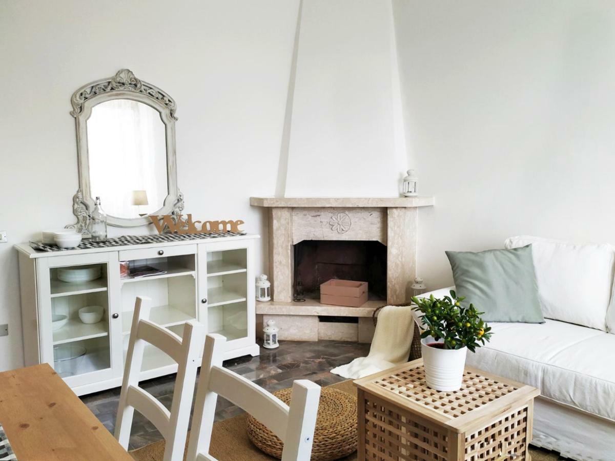 Villa Teresa - Sperlonga Holiday Rooms Bagian luar foto