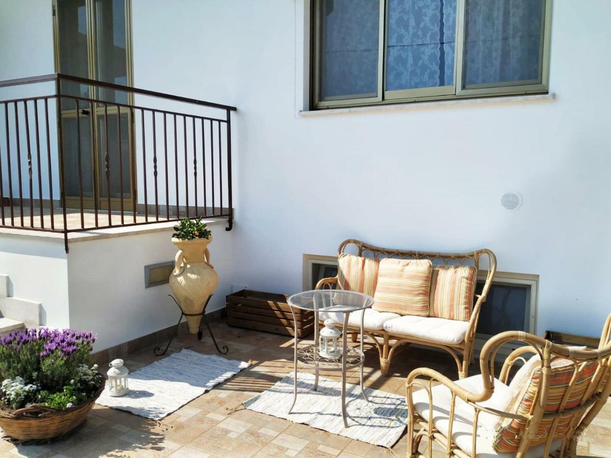 Villa Teresa - Sperlonga Holiday Rooms Bagian luar foto